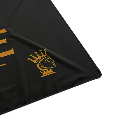 Black Gold Throw – A Crowned Statement in Comfort & Culture